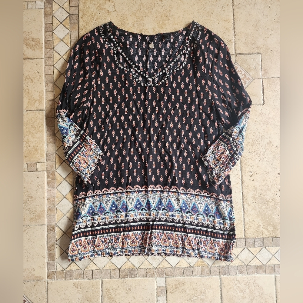 BKE Boutique Boho Printed Long-Sleeve Women's Top - Black with Multicolor Border
